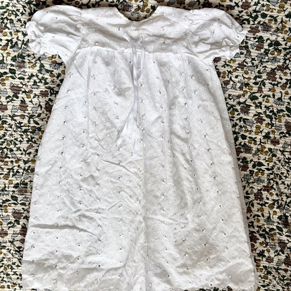 Petit Ami White Eyelet Dress 3M EUC